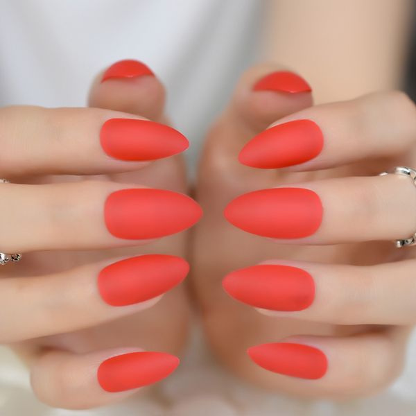24pcs/kit red matte nail tips almond design medium sharp stiletto fake nails lady daily wear for makeup tool 358p, Red;gold
24pcs/kit red matte nail tips almond design medium sharp stiletto fake nails lady daily wear for makeup tool 358p, Red;gold