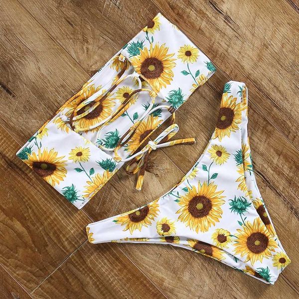 bandeau bikini set 2019 women bikini push up swimwear plant printed high cut swimsuit lace brazilian thong bathing suit, White;black
bandeau bikini set 2019 women bikini push up swimwear plant printed high cut swimsuit lace brazilian thong bathing suit, White;black