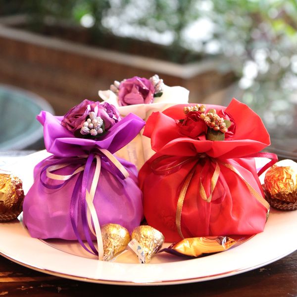 candy bag with ribbon artificial flower party food cake cookies packaging wedding favor
candy bag with ribbon artificial flower party food cake cookies packaging wedding favor