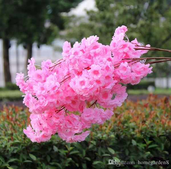 simulation cherry blossom branch 4 fork with green leaves pear flower branch wedding decoration plastic fake flower wholesale
simulation cherry blossom branch 4 fork with green leaves pear flower branch wedding decoration plastic fake flower wholesale