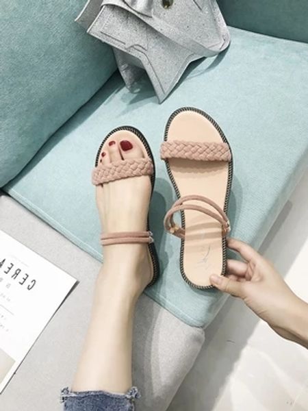 2018 korean version of two wear holiday sandals female summer wild students black weave
2018 korean version of two wear holiday sandals female summer wild students black weave