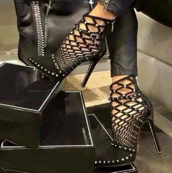 Luxury Rivets Pumps Brand Designer Pumps Women Sandals High Heels Ladies Rivets Shoes 12cm Elegant black banquet shoe
Luxury Rivets Pumps Brand Designer Pumps Women Sandals High Heels Ladies Rivets Shoes 12cm Elegant black banquet shoe