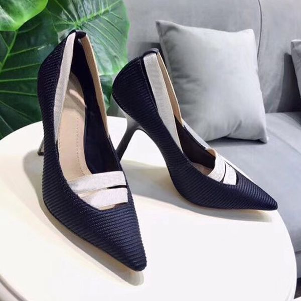 beautiful lady dress shoes rhinestone design women pointed toe thin high heels satin party festival wedding shoes women pumps size35-42, Black
beautiful lady dress shoes rhinestone design women pointed toe thin high heels satin party festival wedding shoes women pumps size35-42, Black