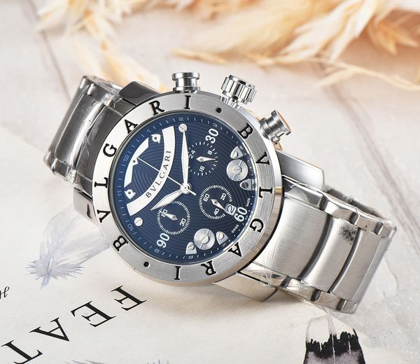 Relógios de pulso c516623
Relógios de pulso c516623