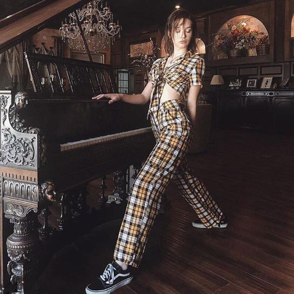 regular striped women two piece set crop and long pants women summer sets plaid suit woman tracksuit sweatpants, Gray 
regular striped women two piece set crop and long pants women summer sets plaid suit woman tracksuit sweatpants, Gray