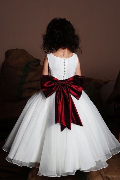 new arrival white floor length white flower girl dress with burgundy sash back button sleeveless girl dress, White;blue
new arrival white floor length white flower girl dress with burgundy sash back button sleeveless girl dress, White;blue