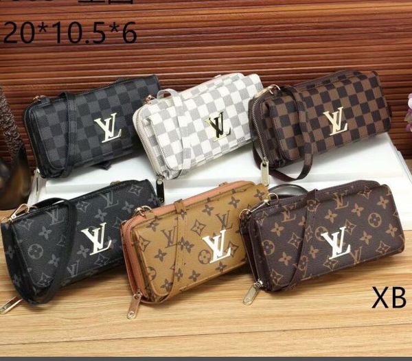 European and American trend 2018 new autumn women's small square bag single shoulder oblique span roll cover hand bag
European and American trend 2018 new autumn women's small square bag single shoulder oblique span roll cover hand bag