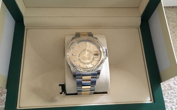 Luxury aaa ky dweller 18k gold 42mm champagne dial automatic machinery men watch aaa brand men watche original box paper
Luxury aaa ky dweller 18k gold 42mm champagne dial automatic machinery men watch aaa brand men watche original box paper
