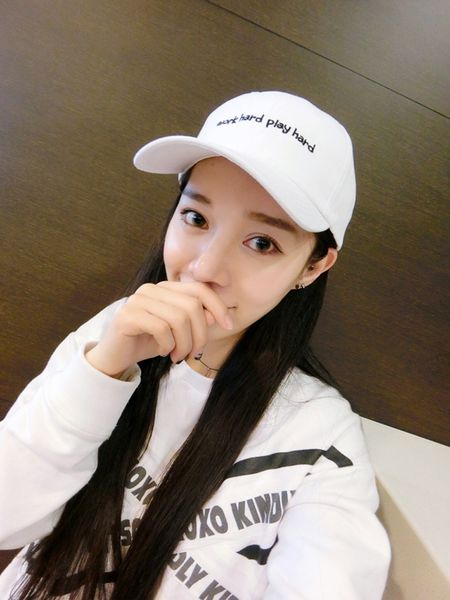 hat autumn and winter oblique embroidery letters couple cap fashion hat men and women baseball cap adjustable, Blue;gray
hat autumn and winter oblique embroidery letters couple cap fashion hat men and women baseball cap adjustable, Blue;gray