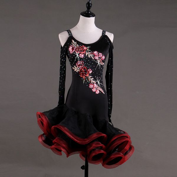 fashion new embroidered latin dance dress high-grade diamond latin dance rumba samba dress children can be customized, Black;red
fashion new embroidered latin dance dress high-grade diamond latin dance rumba samba dress children can be customized, Black;red