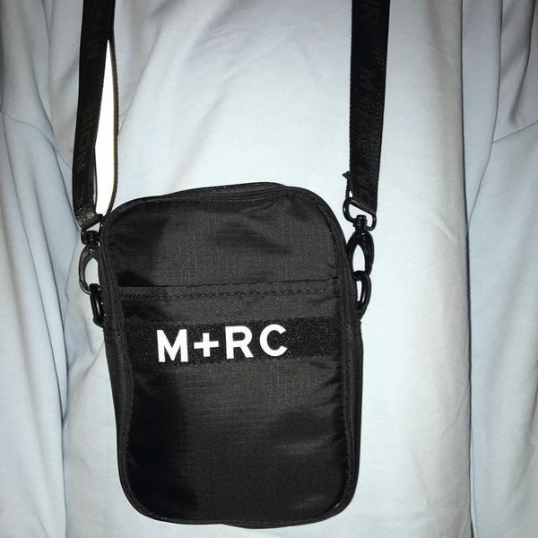 new m+rc noir portable backpack cross body mens shoulder bag storage bag waist bag men canvas mobile phone packs messenger bags
new m+rc noir portable backpack cross body mens shoulder bag storage bag waist bag men canvas mobile phone packs messenger bags