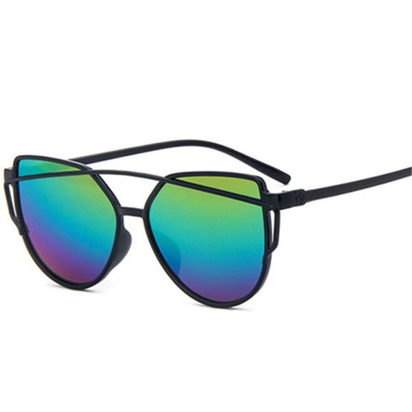 mirror flat lense cat eye women sunglasses classic brand mujer de las gafas de sol, White;black
mirror flat lense cat eye women sunglasses classic brand mujer de las gafas de sol, White;black