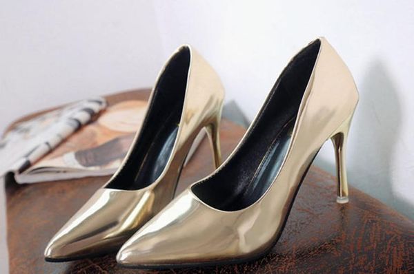 send 2018 spring and autumn new style fashion pointed end high heel fine heel shallow mouth wedding shoes women, Black
send 2018 spring and autumn new style fashion pointed end high heel fine heel shallow mouth wedding shoes women, Black