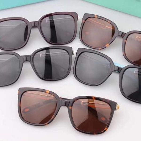 the latest new sun glasses for women imported board big trend women polarized love sun glasses ing, White;black
the latest new sun glasses for women imported board big trend women polarized love sun glasses ing, White;black