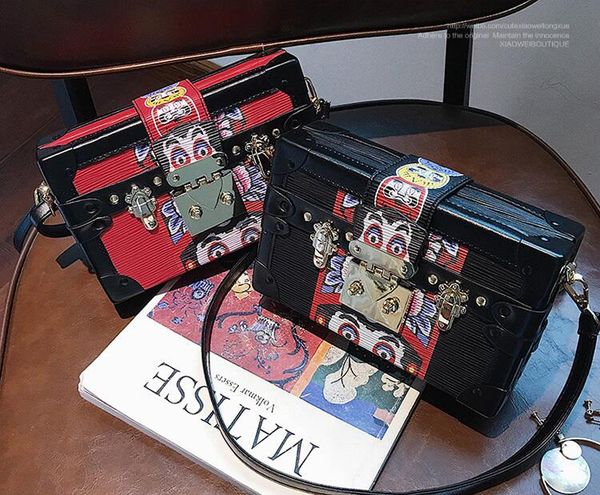 girl. fashion and bags. leisure bag. women's mini. cross quality pu. small bags. high ladies 2021. small. body.shoulder box. hard. vuoo, Red;black
girl. fashion and bags. leisure bag. women's mini. cross quality pu. small bags. high ladies 2021. small. body.shoulder box. hard. vuoo, Red;black