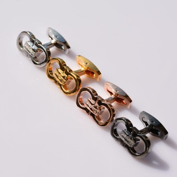 New the letter metal brand cufflink leeve nail men cuff link french 039 cuff 4 color luxury cufflink hipping
New the letter metal brand cufflink leeve nail men cuff link french 039 cuff 4 color luxury cufflink hipping