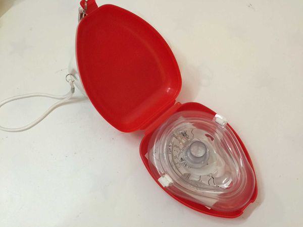 2018 first aid cpr breathing mask rescuers disposable artificial respiration first aid masks cpr breathing mask one-way valve tools dhl
2018 first aid cpr breathing mask rescuers disposable artificial respiration first aid masks cpr breathing mask one-way valve tools dhl