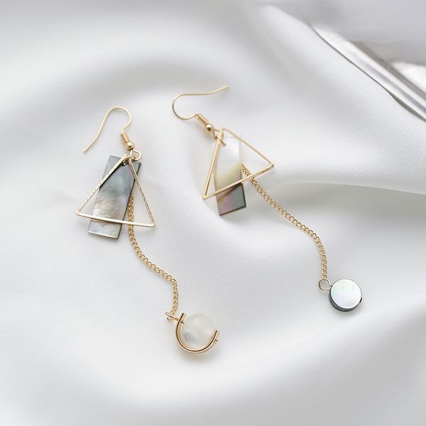2017 fashion simple delicate long earrings asymmetric shell butterfly boucle d'oreille femme pendante, Silver
2017 fashion simple delicate long earrings asymmetric shell butterfly boucle d'oreille femme pendante, Silver