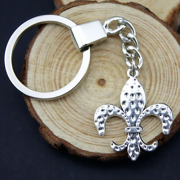 6 pieces key chain women key rings car keychain for keys fleur de lis 31x26mm, Slivery;golden
6 pieces key chain women key rings car keychain for keys fleur de lis 31x26mm, Slivery;golden