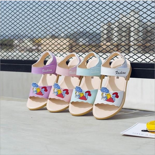 2018 new girls sandals little princess soft bottom leather summer cute Korean version of the five-four-year-old girl slip shoes
2018 new girls sandals little princess soft bottom leather summer cute Korean version of the five-four-year-old girl slip shoes