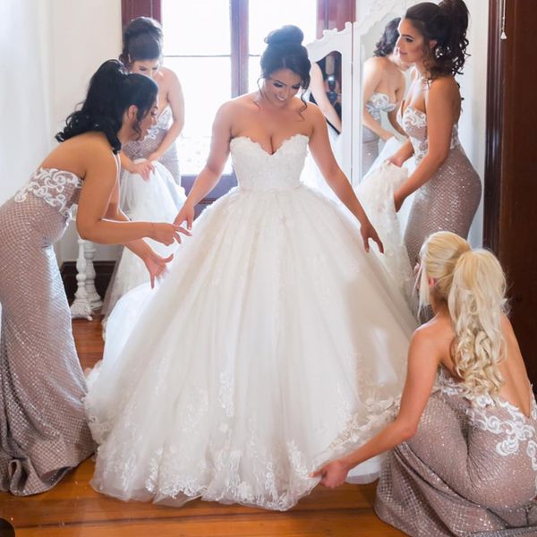 arabic elegant sweetheart wedding dresses 2018 a line tulle full lace appliqued wedding bridal gowns 2019 new arrival summer beach weddings, White
arabic elegant sweetheart wedding dresses 2018 a line tulle full lace appliqued wedding bridal gowns 2019 new arrival summer beach weddings, White