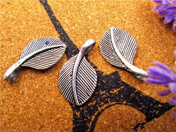 60pcs--leaf charms, antique silver two sided leaf charm pendants 28 x 16mm, Bronze;silver
60pcs--leaf charms, antique silver two sided leaf charm pendants 28 x 16mm, Bronze;silver