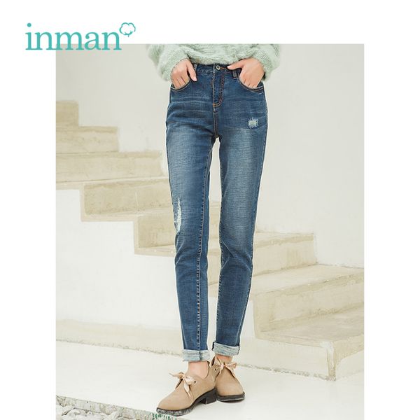 inman 2018 winter new arrival female mid waist casual wild models whitening hole jeans, Blue
inman 2018 winter new arrival female mid waist casual wild models whitening hole jeans, Blue
