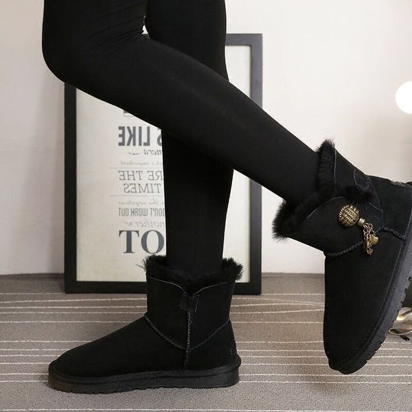 new real wool sheepskin fur women's winter classic woman snow boots genuine sheepskin warm boots shoes, Black
new real wool sheepskin fur women's winter classic woman snow boots genuine sheepskin warm boots shoes, Black