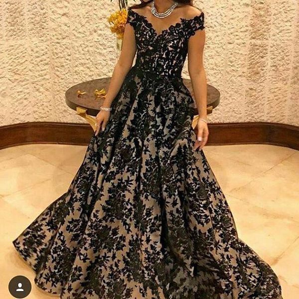 Elegant Black Full Lace Formal Evening Dresses 2018 V Neck Plus Size Chapel Train Vestidos De Novia Arabic Women Prom Party Gowns Cheap
Elegant Black Full Lace Formal Evening Dresses 2018 V Neck Plus Size Chapel Train Vestidos De Novia Arabic Women Prom Party Gowns Cheap