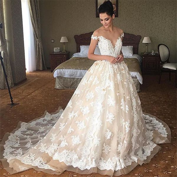 2018 lace wedding dresses sheer neck cap sleeves 3d flowers backless ball gown wedding dresses elegant bridal dresses, White
2018 lace wedding dresses sheer neck cap sleeves 3d flowers backless ball gown wedding dresses elegant bridal dresses, White
