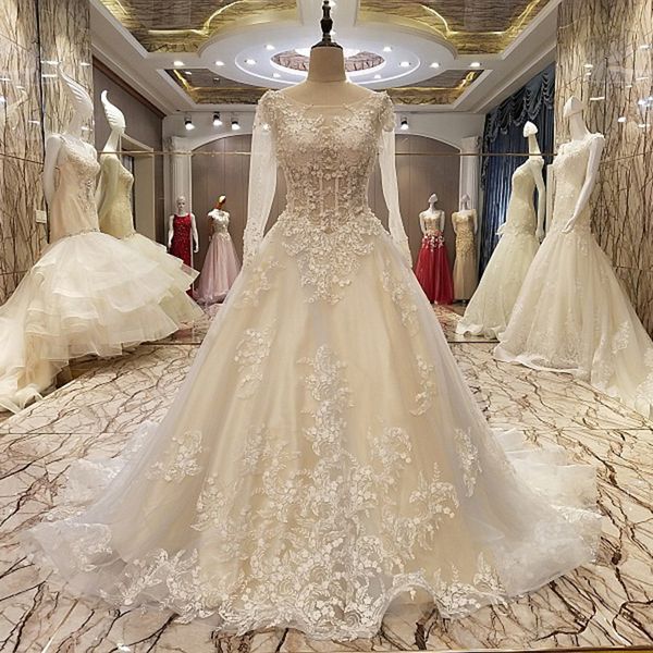 это yiiya элегантный длинными рукавами о-образным вырезом кружева невесты платье роскошные bling поезд свадебные платья новый дизайн, White
это yiiya элегантный длинными рукавами о-образным вырезом кружева невесты платье роскошные bling поезд свадебные платья новый дизайн, White