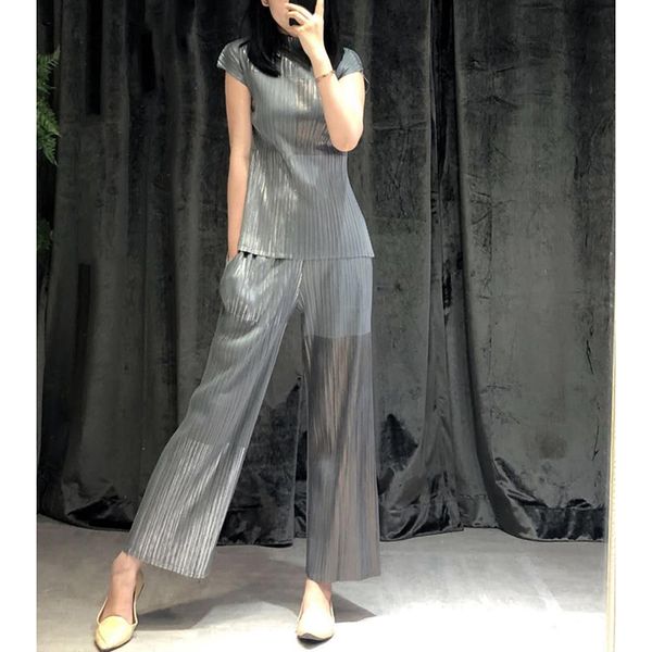 changpleat summer fashion two-piece sets miyak pleated silver design turtleneck t-shirt wide-legged pants suit fashion tide, Gray
changpleat summer fashion two-piece sets miyak pleated silver design turtleneck t-shirt wide-legged pants suit fashion tide, Gray