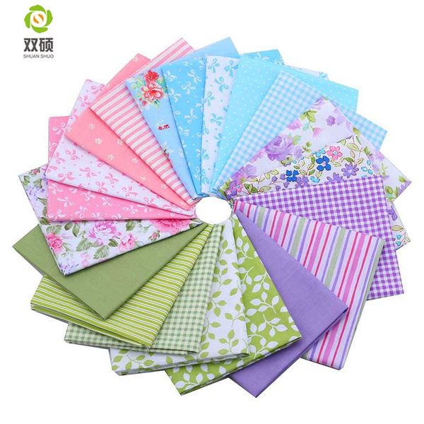 shuangshuofat quarters fabric bundles 20 design patchwork fabric for sewing doll cloth diy cloth crafts 20pieces/lot 40*50 cm, Black;white
shuangshuofat quarters fabric bundles 20 design patchwork fabric for sewing doll cloth diy cloth crafts 20pieces/lot 40*50 cm, Black;white