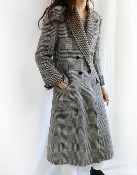 18 years plaid handmade double-faced wool cashmere coat jacket autumn and winter festival ladies wool overcoat, Black
18 years plaid handmade double-faced wool cashmere coat jacket autumn and winter festival ladies wool overcoat, Black