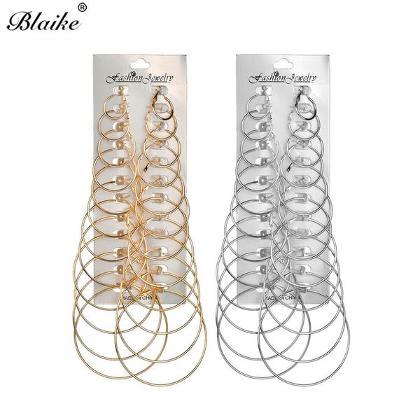 blaike 12 pairs set multi sizes gold/silver filled hoop earrings for women girls big round double sided earring circle jewelry, Golden;silver
blaike 12 pairs set multi sizes gold/silver filled hoop earrings for women girls big round double sided earring circle jewelry, Golden;silver
