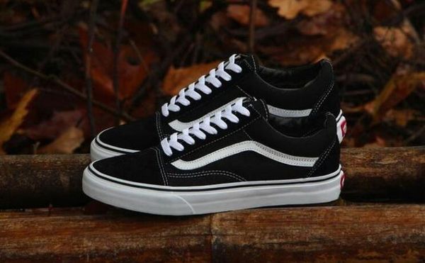 Classics Old Skool Canvas Men Women Casual Shoes Classic Black White Vanss Skateboard Shoes
Classics Old Skool Canvas Men Women Casual Shoes Classic Black White Vanss Skateboard Shoes