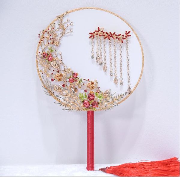 wedding wedding bridal group fan holding chinese classical palace style fan wedding decoration chinese style
wedding wedding bridal group fan holding chinese classical palace style fan wedding decoration chinese style