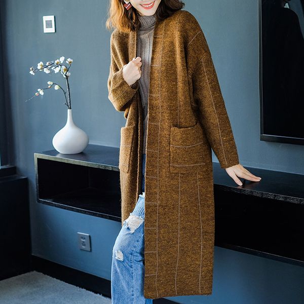janeluxury brand women's long knitted cardigan sweater 2018autumn winter new striped loose sweater long-sleeved cardigan outwear, White;black
janeluxury brand women's long knitted cardigan sweater 2018autumn winter new striped loose sweater long-sleeved cardigan outwear, White;black