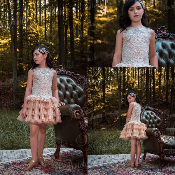 cute champagne girl' pageant dresses tiered tulle lace appliques beading sleeveless shorty party dress for toddler, White;red
cute champagne girl' pageant dresses tiered tulle lace appliques beading sleeveless shorty party dress for toddler, White;red