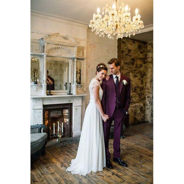 vintage purple mens suits notched lapel tuxedos for men wedding suits for men two button grooms suit (jacket+pants+vest+tie, White;black
vintage purple mens suits notched lapel tuxedos for men wedding suits for men two button grooms suit (jacket+pants+vest+tie, White;black
