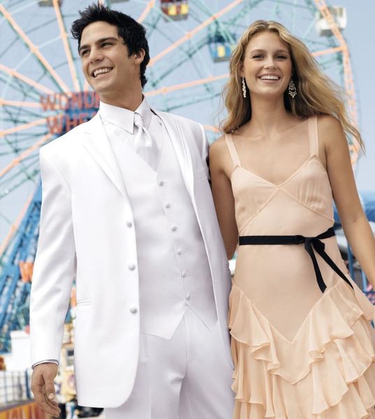 latest coat pant designs white formal custom made wedding suits for men 3 pieces groom beach slim fit terno masculino h6, White;black
latest coat pant designs white formal custom made wedding suits for men 3 pieces groom beach slim fit terno masculino h6, White;black