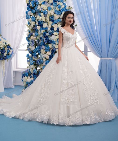 beauty ivory v-neck tulle applique beads ball gown wedding dresses bridal pageant dresses wedding attire dresses custom size 2-16 zw713212, White
beauty ivory v-neck tulle applique beads ball gown wedding dresses bridal pageant dresses wedding attire dresses custom size 2-16 zw713212, White