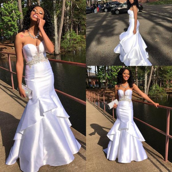 2018 white sweetheart applique mermaid evening dresses beaded waist tiered floor length black girl cocktail party prom dresses custom made, Black;red
2018 white sweetheart applique mermaid evening dresses beaded waist tiered floor length black girl cocktail party prom dresses custom made, Black;red