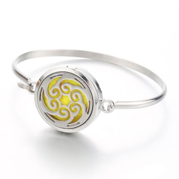 diffuser locket bracelet moire 316l stainless steel bangle magnetic randomly send 1pcs oil pads as gift, Golden;silver
diffuser locket bracelet moire 316l stainless steel bangle magnetic randomly send 1pcs oil pads as gift, Golden;silver