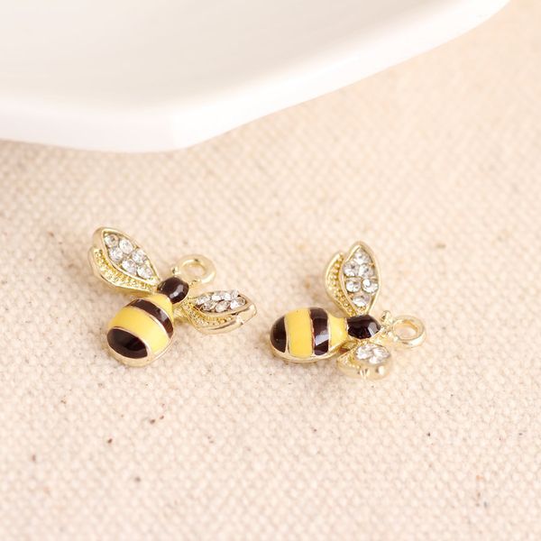 50pcs wing crystal little bee enamel spacer bead charm fit diy necklace bracelet pendant for jewelry charms accessories, Bronze;silver
50pcs wing crystal little bee enamel spacer bead charm fit diy necklace bracelet pendant for jewelry charms accessories, Bronze;silver
