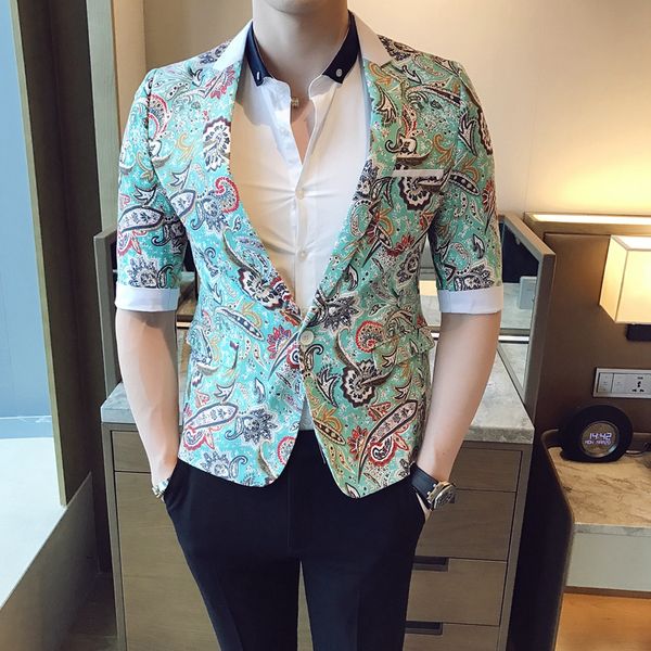 2017 baroque suits mens blazers paern smoking jackets mens fancy blazers suits summer blazer slim blue social club outfit, White;black
2017 baroque suits mens blazers paern smoking jackets mens fancy blazers suits summer blazer slim blue social club outfit, White;black