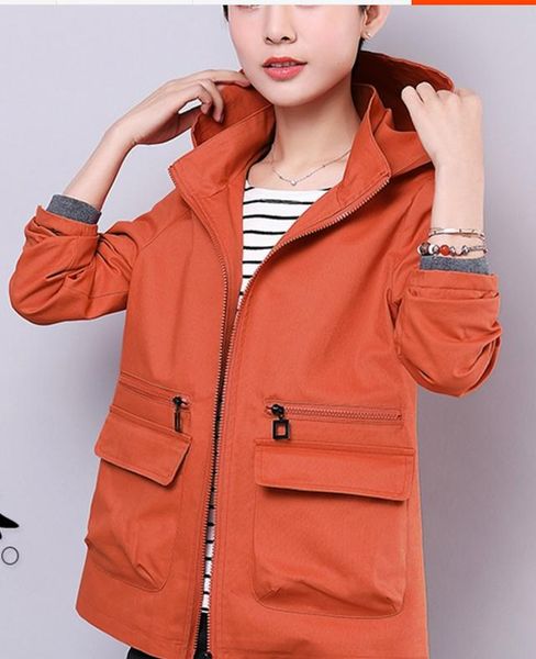 2018 spring new style big size loose and comfortable middle-aged mom korean coat women's windbreaker, Tan;black
2018 spring new style big size loose and comfortable middle-aged mom korean coat women's windbreaker, Tan;black