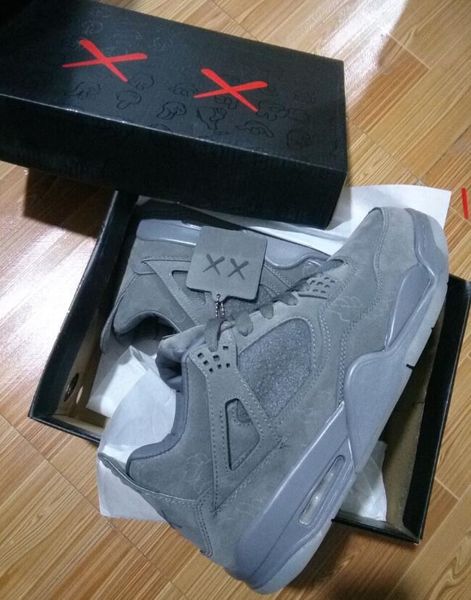 KAWS 4 XX Cool Grey With Box Kaws 4s Black Wholesale Basketball Shoes Men with box 
KAWS 4 XX Cool Grey With Box Kaws 4s Black Wholesale Basketball Shoes Men with box