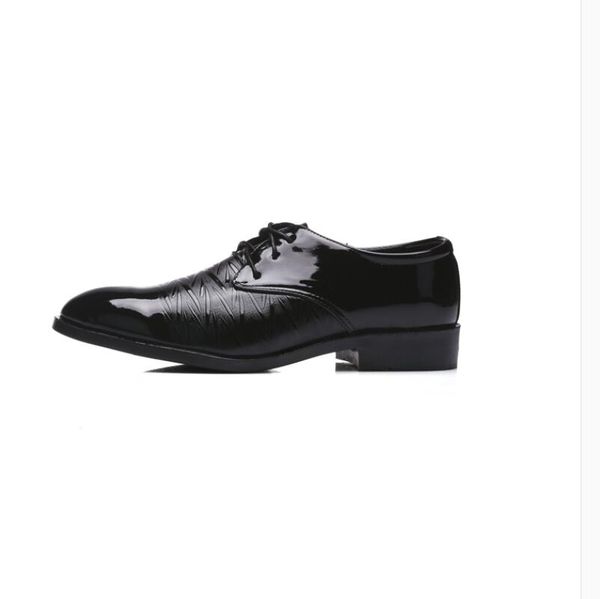 new men brand patent leather black formal shoes men classic office business shoes men elegant pointed toe wedding dress shoes
new men brand patent leather black formal shoes men classic office business shoes men elegant pointed toe wedding dress shoes