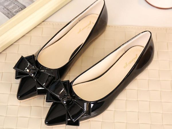 send 2018 new style bowknot pointed end women's shoes with flat bottom shallow mouth, Black
send 2018 new style bowknot pointed end women's shoes with flat bottom shallow mouth, Black